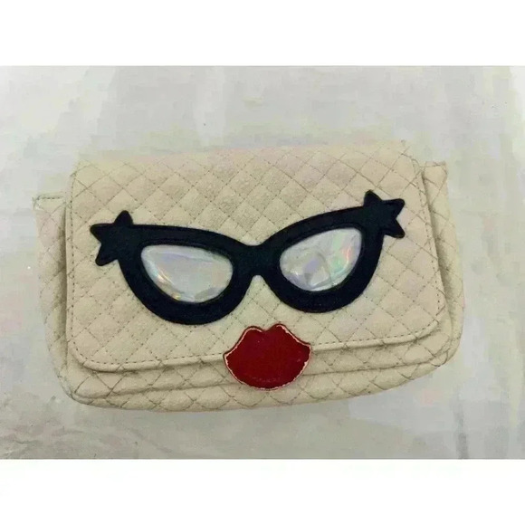 Charming Charlie Red Lips Sunglasses Face Crossbody Chain Handbag - Picture 3 of 9